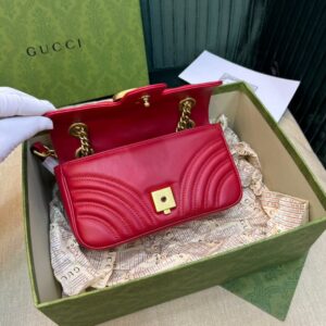 Túi Xách Nữ Gucci Marmont Màu Đỏ Siêu Cấp 22cm (2)