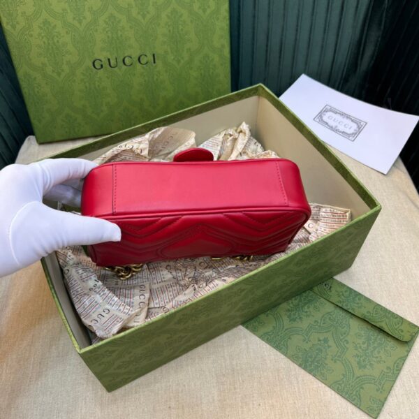 Túi Xách Nữ Gucci Marmont Màu Đỏ Siêu Cấp 22cm (2)