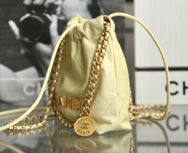 Túi Xách Hàng Hiệu Chanel 22 Bag Siêu Cấp Màu Vàng 22cm