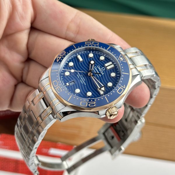 Đồng Hồ Omega Seamaster Diver 300M Replica 11 Mặt Xanh Dương (7)