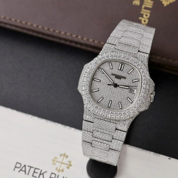 Đồng Hồ Patek Philippe Nautilus 5719 Đính Full Đá Replica (9)