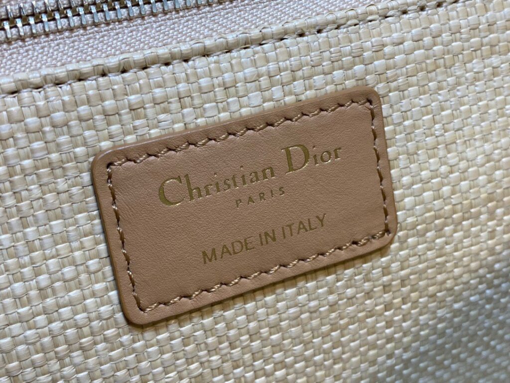 Túi Dior 30 Montaigne Bag Siêu Cấp Họa Tiết Thêu CD 24x18x5cm (2)