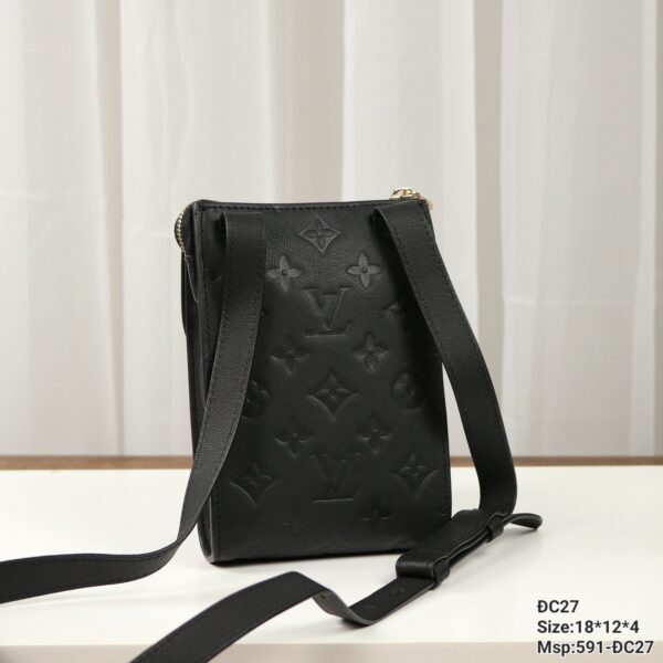Túi Đựng Điện Thoại Louis Vuitton Cao Cấp Màu Đen 18x12x4cm (2)