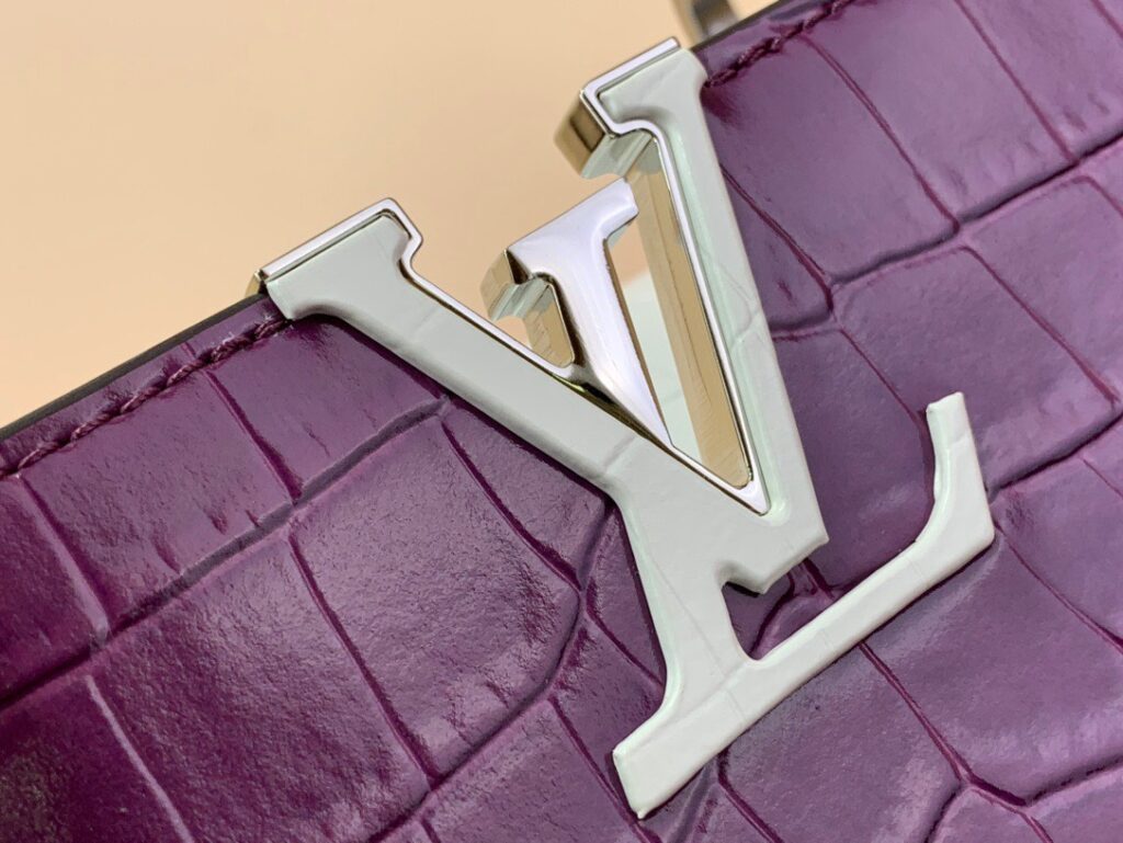 Túi Louis Vuitton LV Capucines Họa Tiết Vân Cá Sấu Siêu Cấp 27x21x10cm (2)