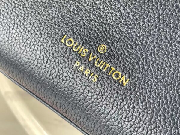 Túi Louis Vuitton LV On My Side Siêu Cấp Màu Đen 25x20cm (2)