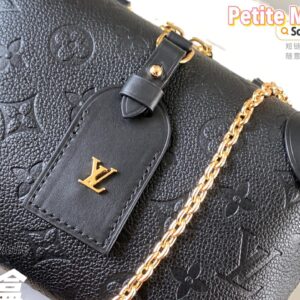 Túi Louis Vuitton LV Petite Malle Họa Tiết Monogram Siêu Cấp Màu Đen 20x14cm (4)