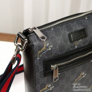 Túi Nam Siêu Cấp Gucci Bag Họa Tiết Hổ Đeo Chéo 22x20x4cm (2)