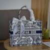 Túi Nữ Cao Cấp Dior Book Tote Vải Thêu Hoa Văn 26 (2)