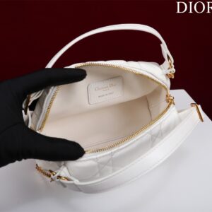 Túi Nữ Siêu Cấp Dior Caro Chất Da Bóng Màu Trắng 20cm (1)