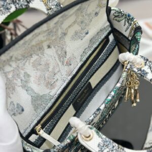 Túi Xách Dior Lady Họa Tiết Thổ Cẩm Siêu Cấp 24cm (2)