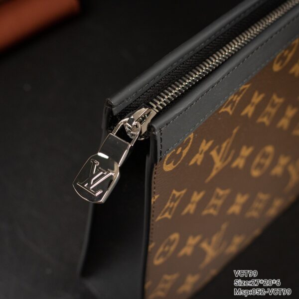 Túi Xách Hàng Hiệu Louis Vuitton Clutch Nam Họa Tiết Monogram 27x20x6cm (2)