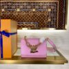 Túi Xách Louis Vuitton LV Twist Màu Hồng Siêu Cấp 24cm (2)