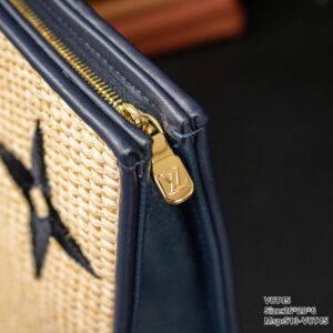 Túi Xách Nam Louis Vuitton Clutch Họa Tiết Logo LV Siêu Cấp 26x20x6cm (2)