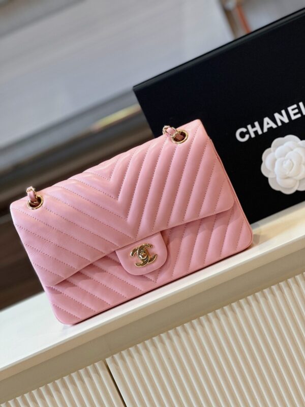 Túi Chanel Classic Rep 11 Cao Cấp Họa Tiết Chữ V Màu Hồng 23cm (2)