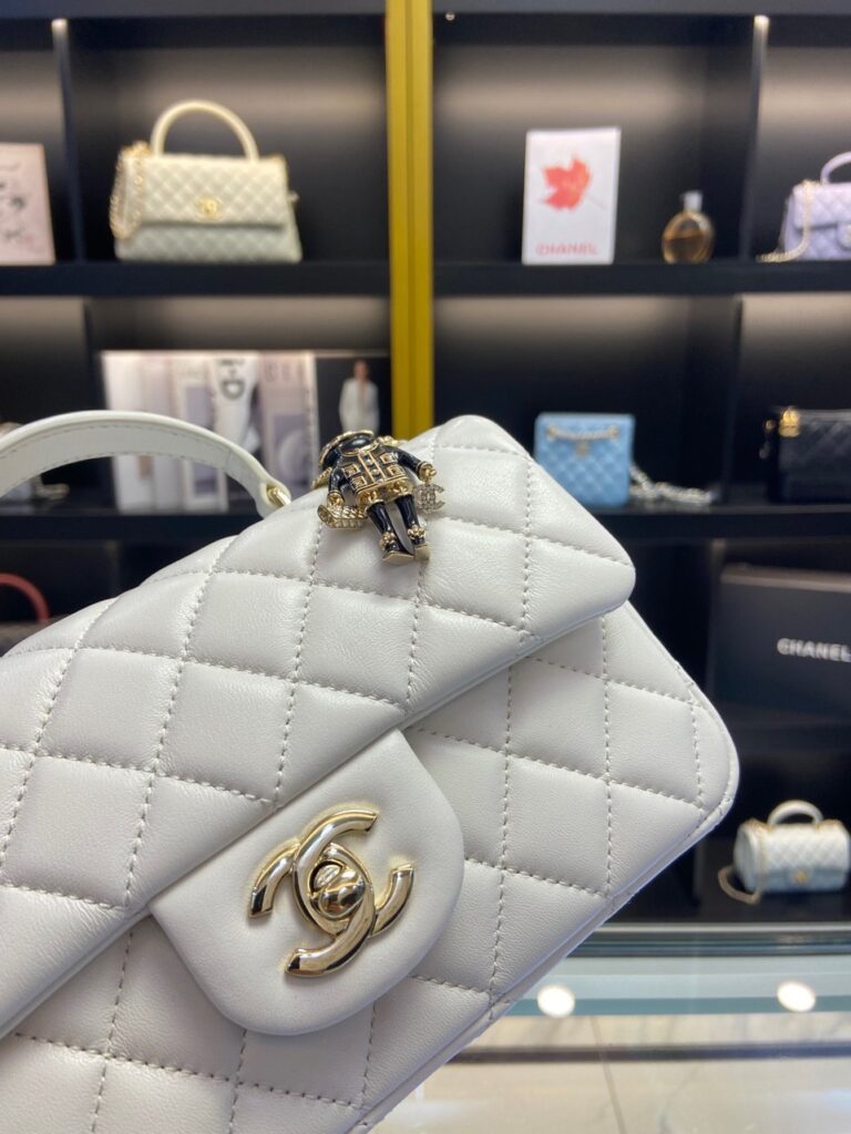 Túi Chanel Handle Charm Like Auth Cao Cấp Nữ Màu Trắng 20x12cm (2)