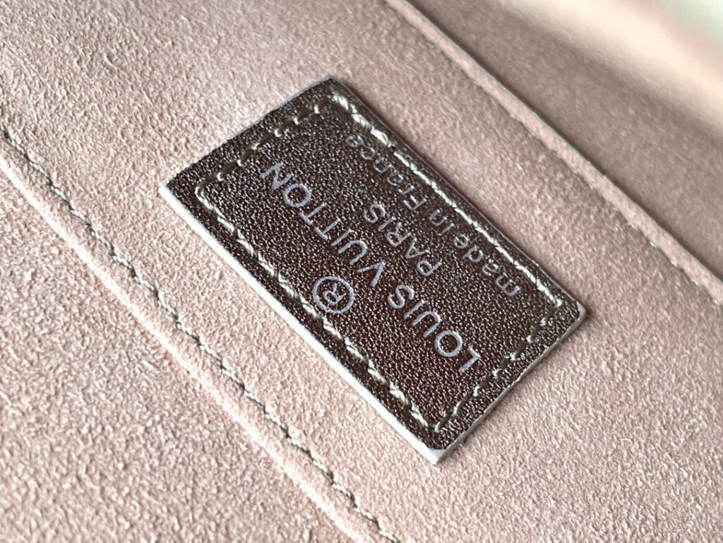 Túi Louis Vuitton LV Dauphine Họa Tiết Monogram Like Auth 20cm (2)