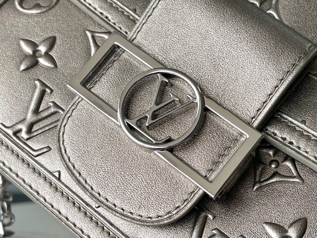 Túi Louis Vuitton LV Dauphine Họa Tiết Monogram Like Auth 20cm (2)