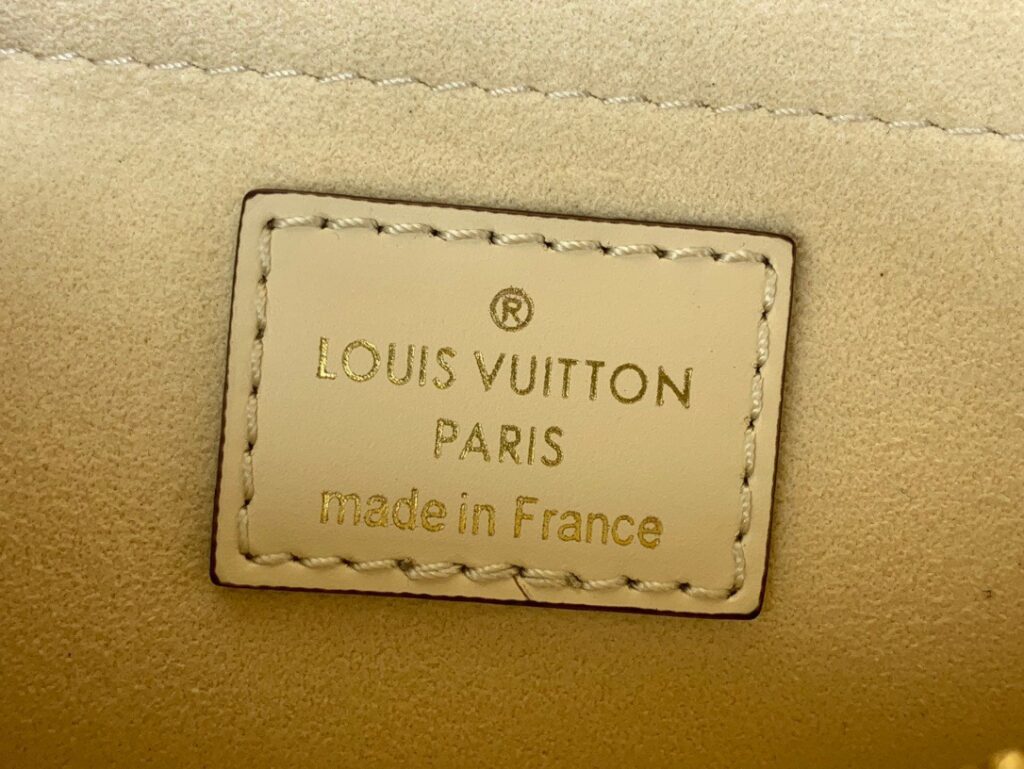 Túi Louis Vuitton LV On The Go Mini Like Auth Da Hạt 25x13x10cm (2)