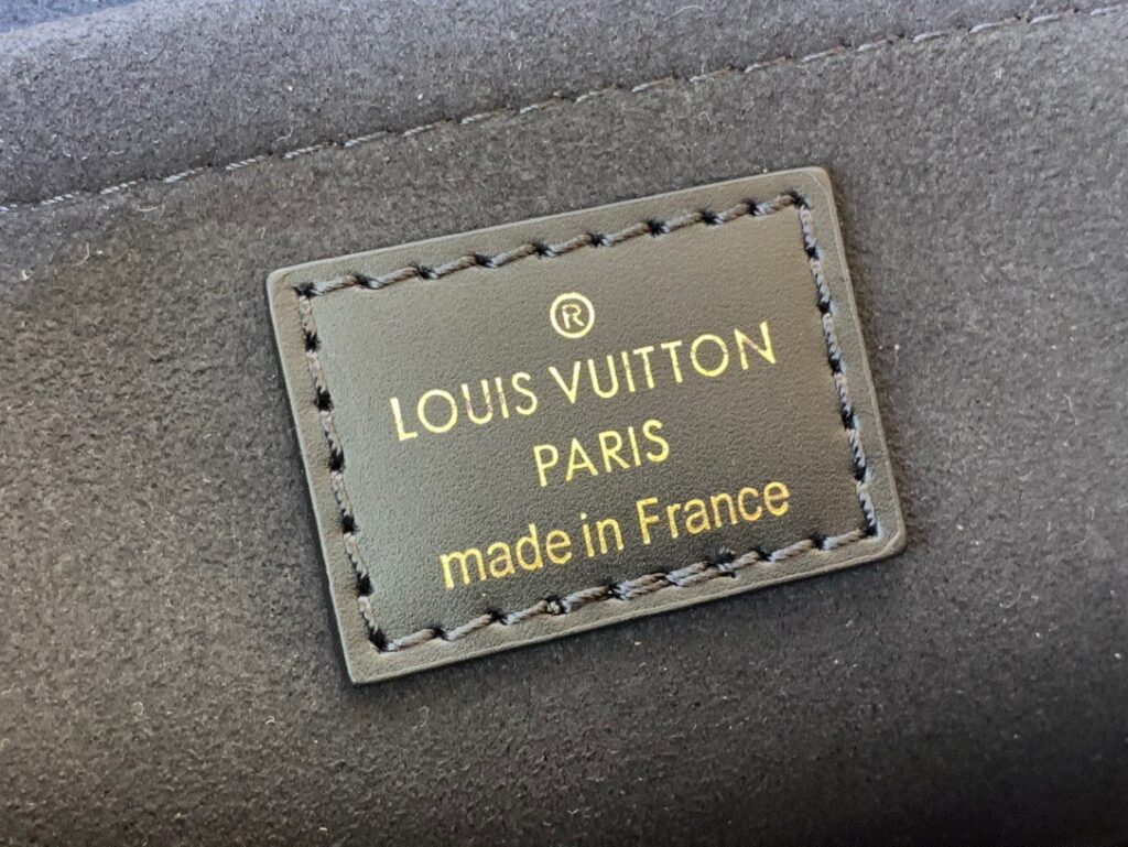 Túi Xách Nữ Louis Vuitton LV On The Go Mini Like Auth Màu Đen 25x13x10cm (2)
