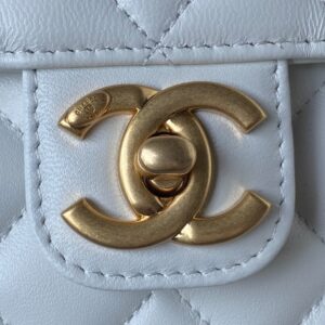 Túi Xách Siêu Cấp Chanel Xích Charm Da Mịn Nữ Màu Trắng 20cm (2)