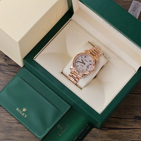 Đồng Hồ Cơ Rolex Day-Date Bọc Vàng Hồng Độ Moissanite Full Mặt GMF (1)