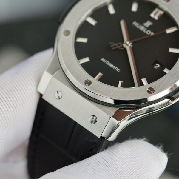 Đồng Hồ Hublot Classic Fusion Titanium