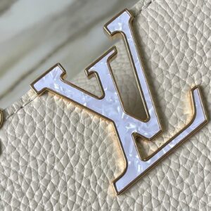 Túi Xách Louis Vuitton LV Capucines BB Rep 11 Nữ Màu Trắng 27x18x9cm (2)
