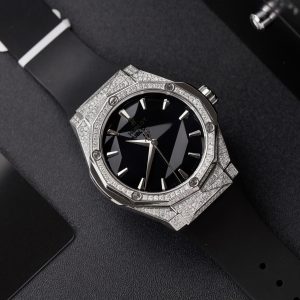 Đồng Hồ Hublot Orlinski Titanium Chế Tác Full Kim Cương Tự Nhiên