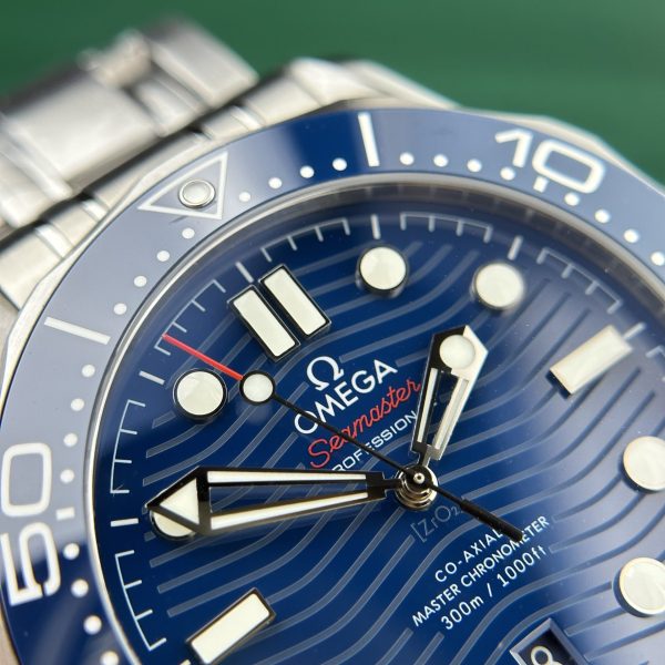 Đồng Hồ Omega Seamaster Diver 300M Co-Axial Master Replica Màu Xanh VSF (3)