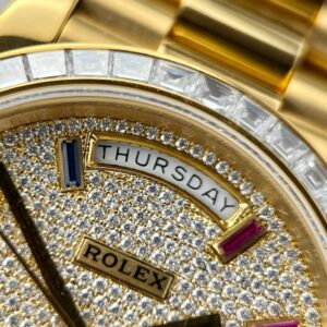 Đồng Hồ Rolex Day-Date Bọc Vàng Đính Moissanite Baguette GM 40mm (9)