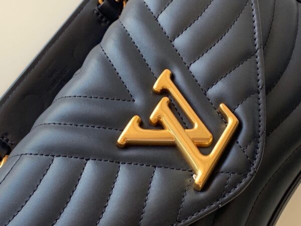 Túi Louis Vuitton LV New Wave Chain Pochette Replica 11 Màu Đen 22cm (2)