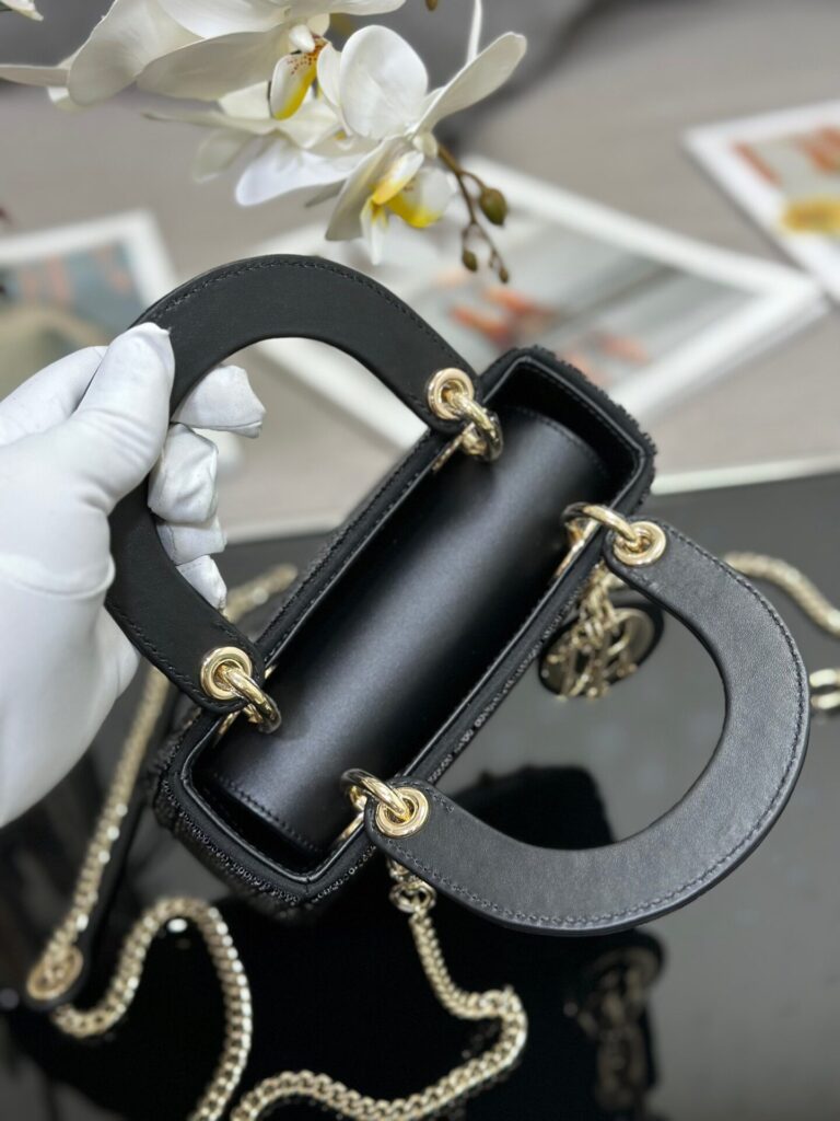 Túi Xách Dior Lady Cườm Replica 11 Cao Cấp Nữ Màu Đen 17x15x7cm (2)