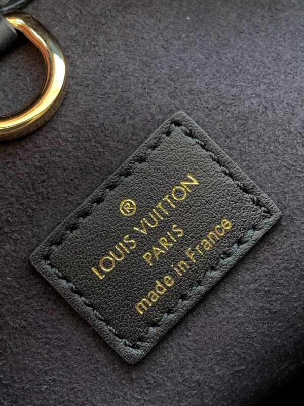 Túi Xách Hàng Hiệu Louis Vuitton LV Lock It MM Nữ Màu Đen 36x29cm (2)