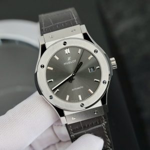 Đồng Hồ Hublot Nam Rep 11 Classic Fusion Titanium Màu Xám JJF