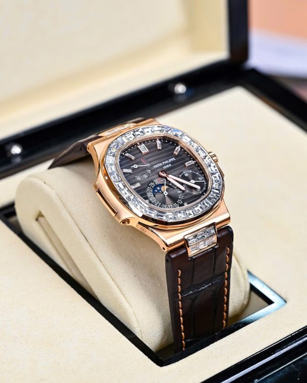 Đồng Hồ Patek Philippe Vàng Khối 18K Kim Cương Thiên Nhiên Hong Kong