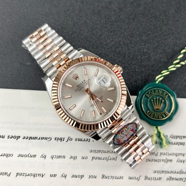 Đồng Hồ Rolex DateJust 126331 Mặt Xám Bạc Chải Tia Nhà Máy Clean