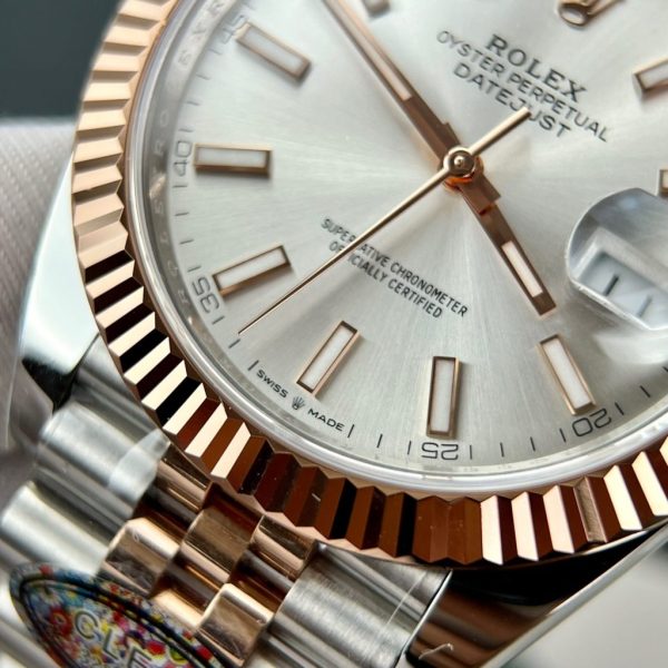 Đồng Hồ Rolex DateJust 126331 Mặt Xám Bạc Chải Tia Nhà Máy Clean