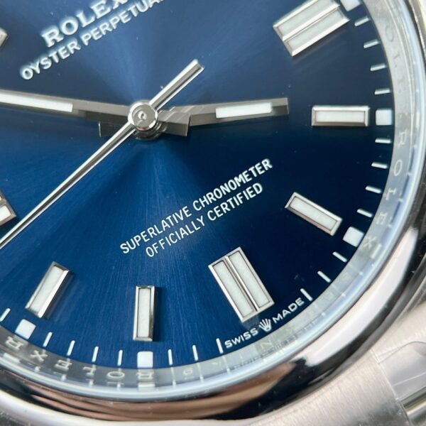 Đồng Hồ Rolex Oyster Perpetual 126000 Mặt Xanh Blue Clean Factory 36mm (1)