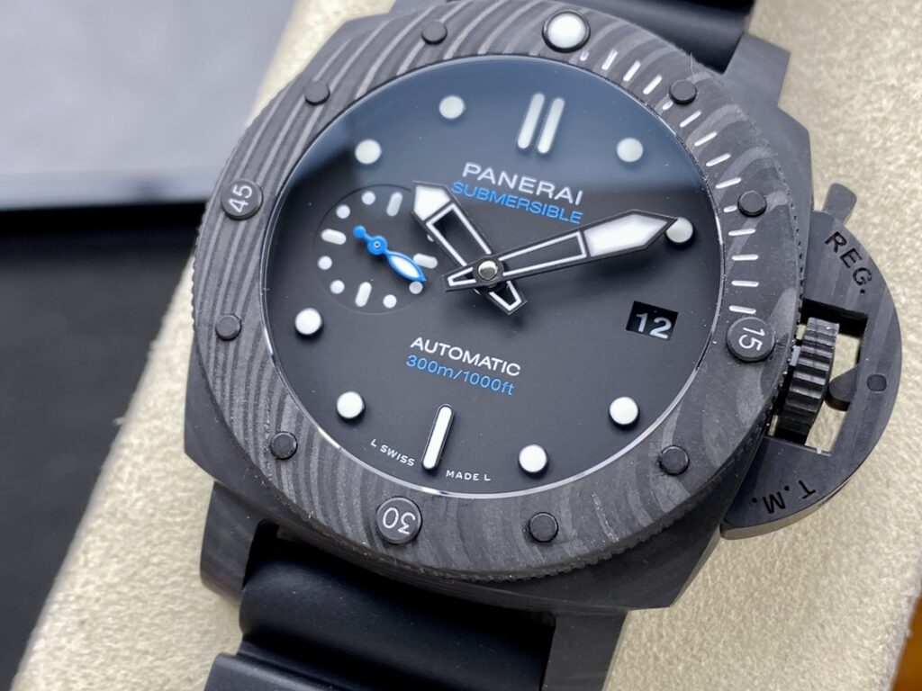 Đồng Hồ Panerai Submersible Carbotech PAM02231 Fake 11 VS Factory 42mm (8)