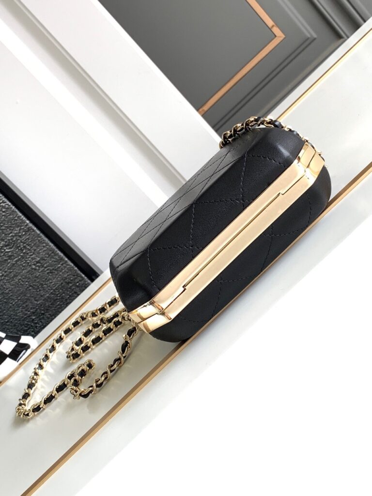 Túi Chanel Evening Bag In Lambskin Siêu Cấp Nữ Màu Đen 11x14 (2)