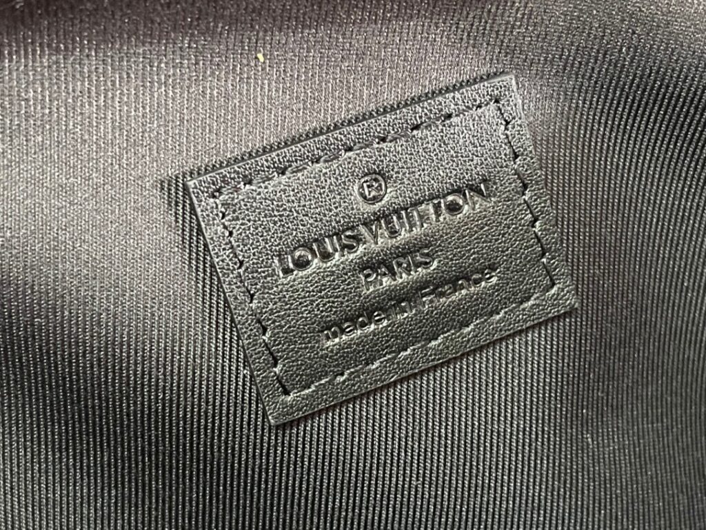 Túi Louis Vuitton LV Handle Soft Trunk Siêu Cấp Nam Họa Tiết Monogram 21 (2)