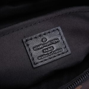 Túi Louis Vuitton LV S Lock Messenger Bag Monogram Siêu Cấp Màu Nâu 22x18x8cm (2)