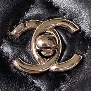 Túi Xách Chanel Woc Nữ Màu Đen Chất Da Bóng Siêu Cấp 19x12cm (2)