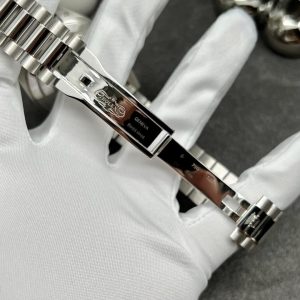 Đồng Hồ Rolex Day-Date Chế Tác Platinum Mặt Thiên Thạch 40mm (7)
