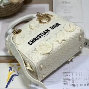 Túi Xách Dior Bag White Ren Hoa Thêu Siêu Cấp Màu Trắng 24x20x10cm (2)