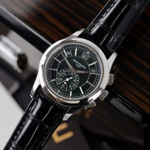 Đồng Hồ Patek Philippe Complications 5905G Replica Cao Cấp Mặt Xanh Lá (6)