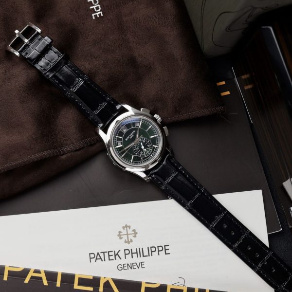 Đồng Hồ Patek Philippe Complications 5905G Replica Cao Cấp Mặt Xanh Lá (6)