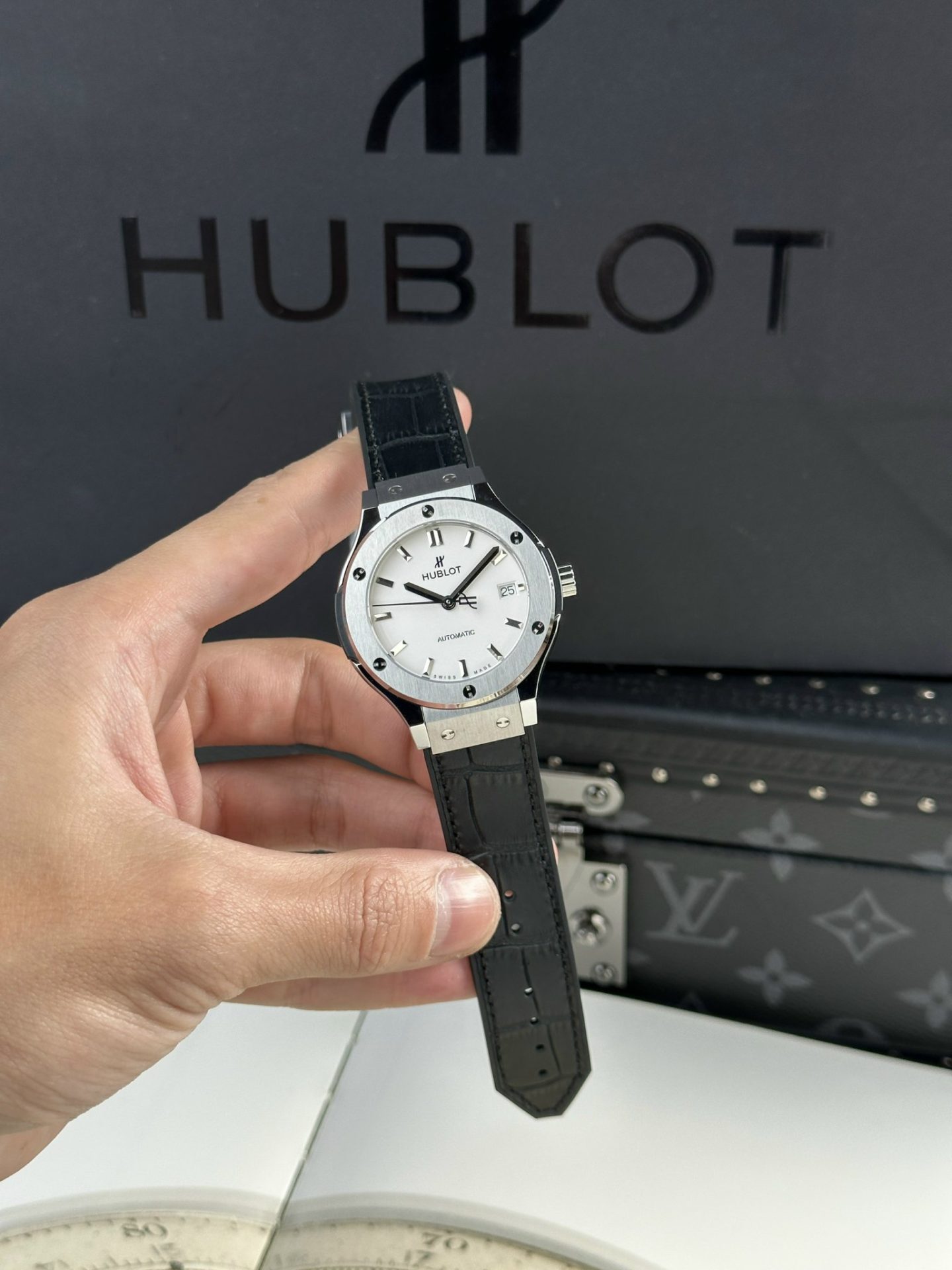 Exploring the World of Hublot Replica Watches: Quality, Style, and ...