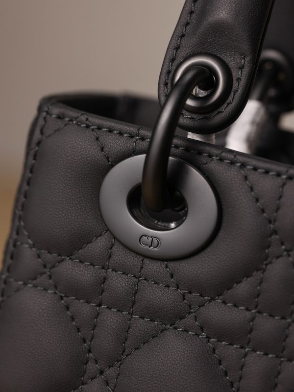 Túi Xách Dior Lady Matte Nữ Màu Đen Siêu Cấp 20cm (2)