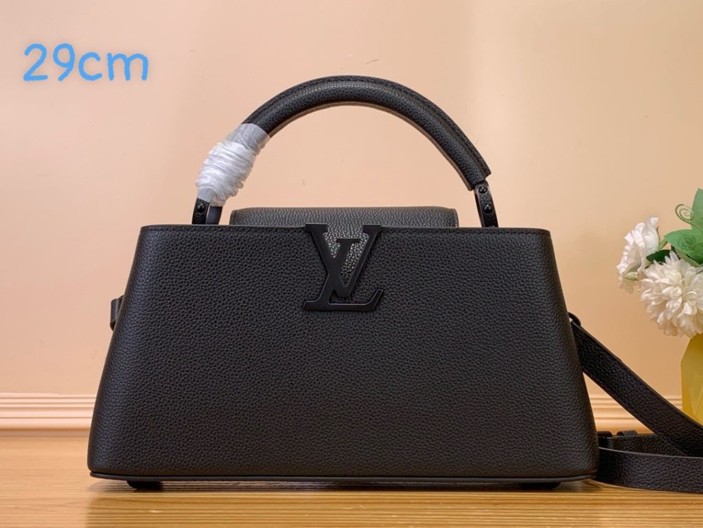 Túi Xách Louis Vuitton LV Capucines Like Auth Nữ Màu Đen Size 29cm (2)